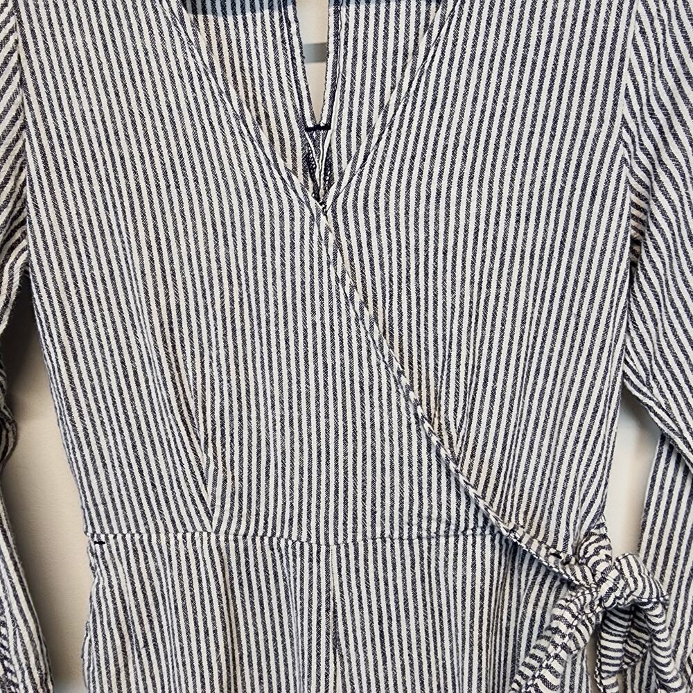 Old Navy Wide Leg Crop Jumpsuit Size S Striped Linen Blend Long Sleeve Tie Waist - Picture 6 of 15